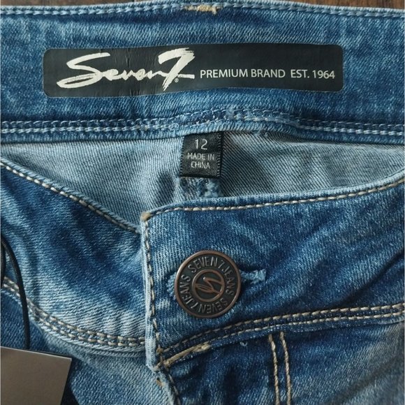 Seven7 Jeans Retro-Denim Ankle Straight Vintage Embroidered Cut Out Leg Sz 12 - Picture 3 of 15